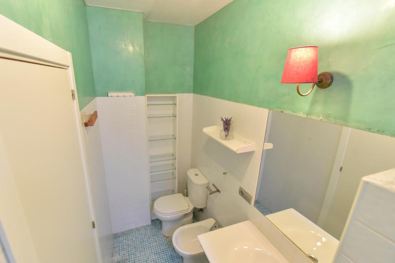 New! Bohemian Apartment In The Center Севилья Экстерьер фото
